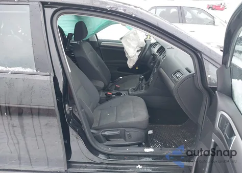 2017 Volkswagen Golf Tsi S 4-Door/Tsi Wolfsburg Edition 4-Door z USA, uszkodzony, nr VIN 3VW117AU1HM030464